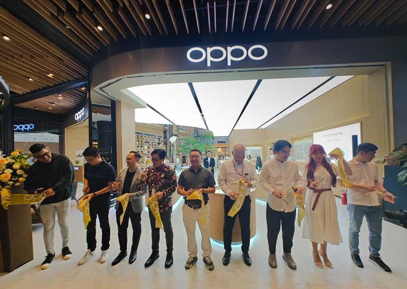 Oppo Buka Toko Terbesarnya Di Aeon Jakarta Garden City