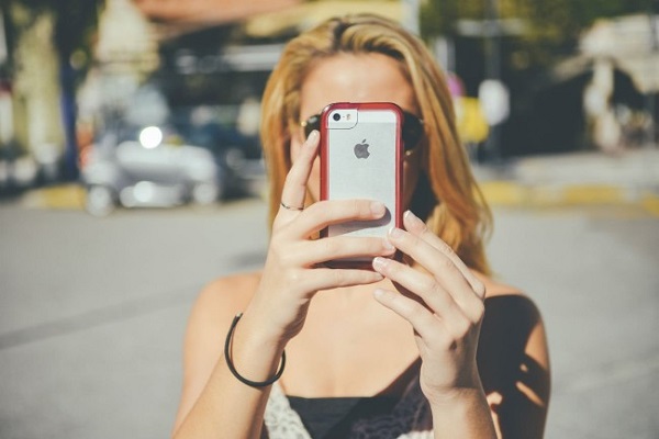 5 aplikasi pembuat GIF yang cocok untuk kamu