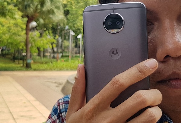 Kamera Moto G5S Plus: bagus di luar ruang saja