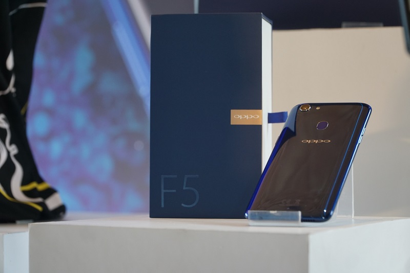 Oppo masih raja ponsel pintar selfie Indonesia