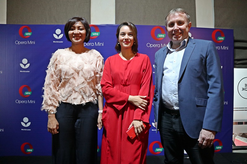 Kini Anda bisa baca buku gratis via Opera Mini
