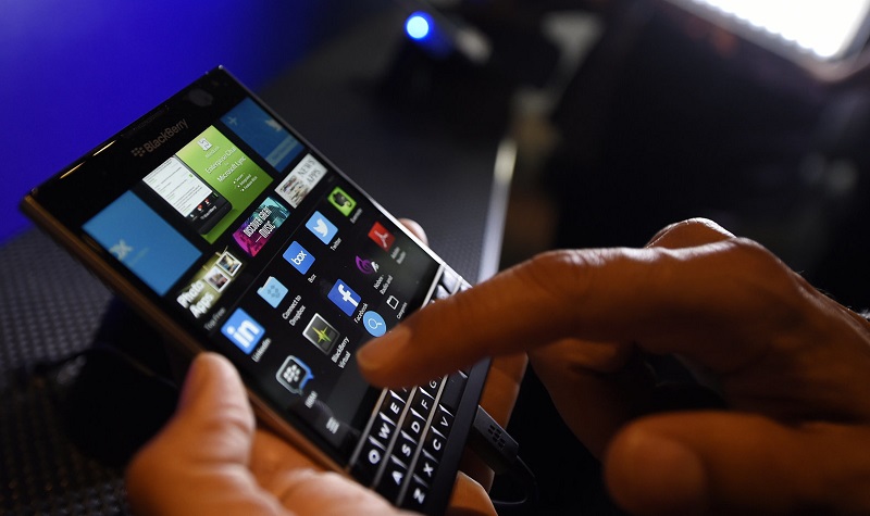 Aplikasi berbayar di BlackBerry World akan dihapus