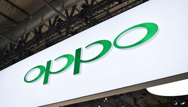 Desain Oppo R15 dan R15 Plus juga ikut iPhone X