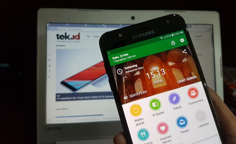 Review Aplikasi Android Muslim Pro
