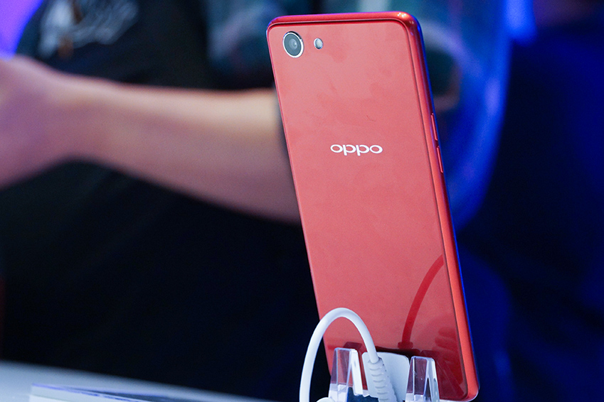 Oppo F7 Youth dirilis, apa bedanya dengan F7?