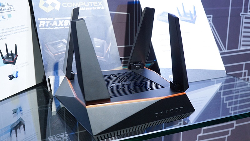 Router baru Asus mejeng di Computex 2018