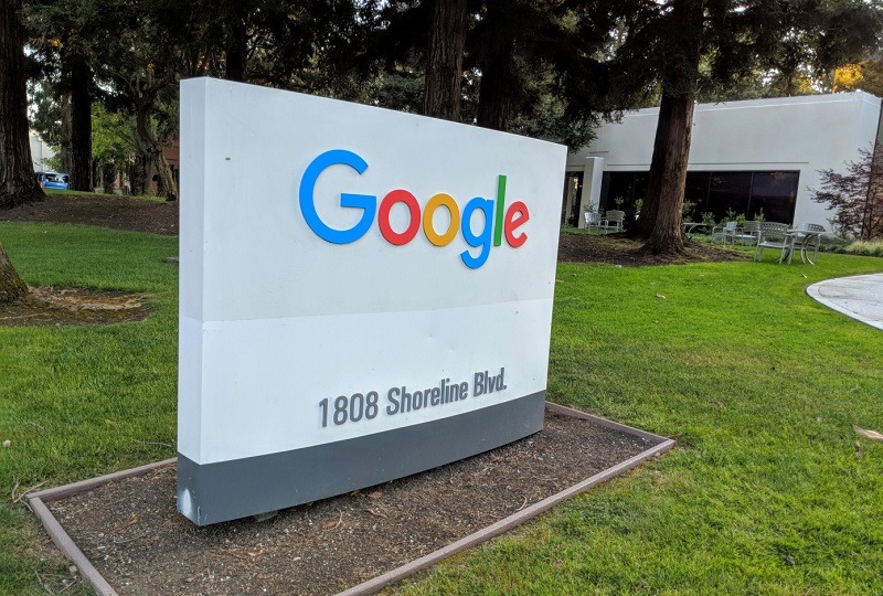 Google beli saham JD.com