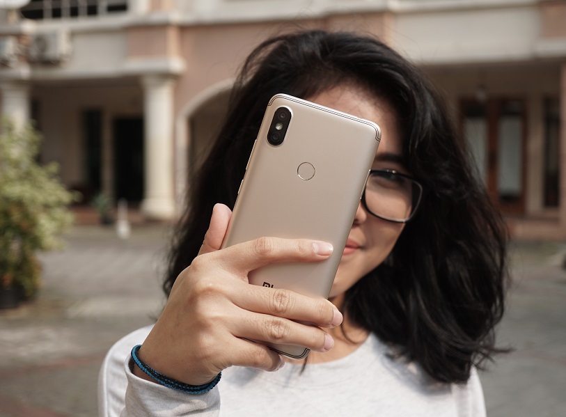 Review Xiaomi Redmi S2 Indonesia