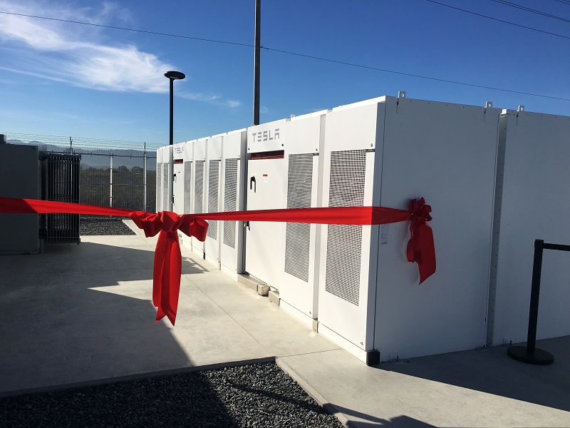 Tesla punya proyek besar di California