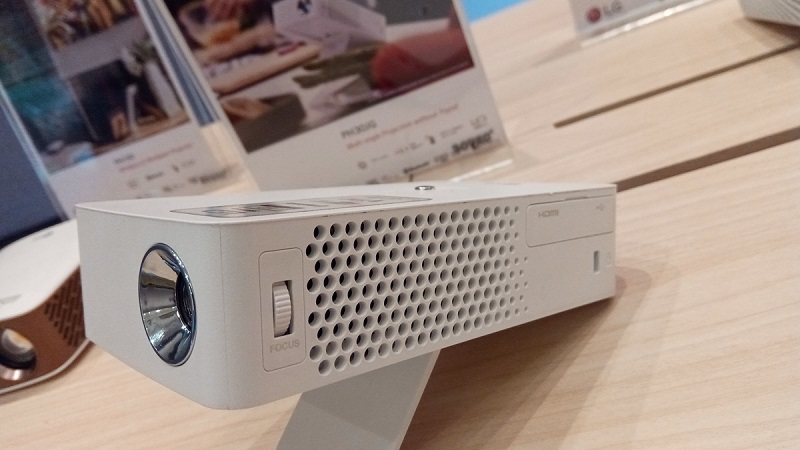 2 Proyektor LG CineBeam melenggang di Indonesia