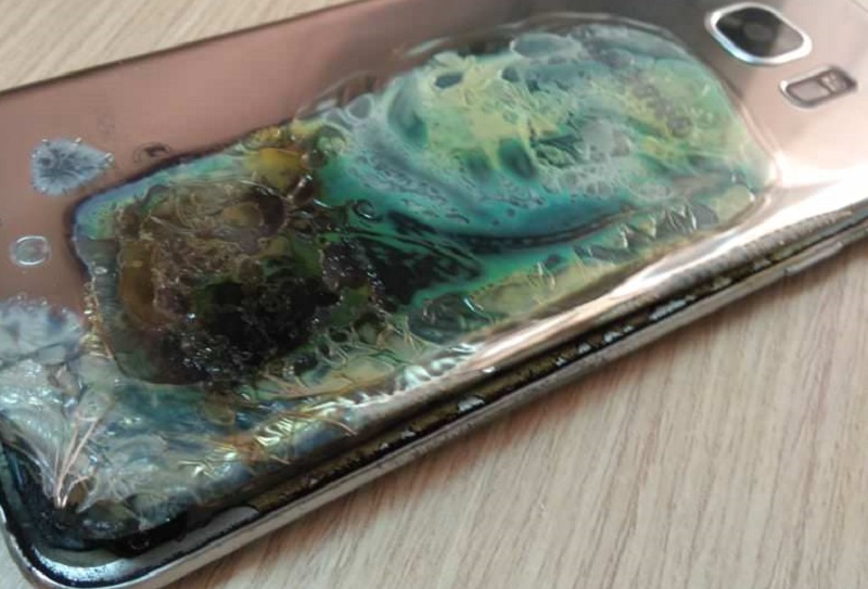 Galaxy S7 Edge meledak, Samsung tawarkan Galaxy S9