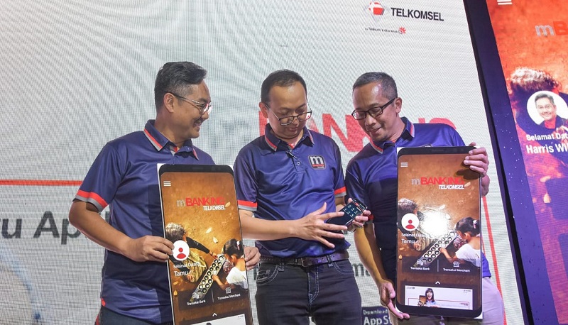 mBanking, aplikasi Telkomsel hadir untuk semua bank