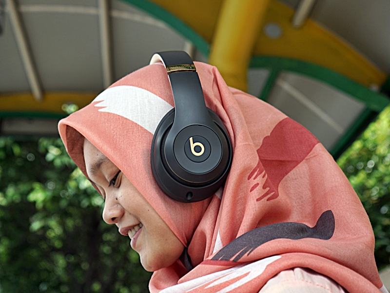 Beats Studio 3 Wireless, efek pemisahan suaranya sih bagus