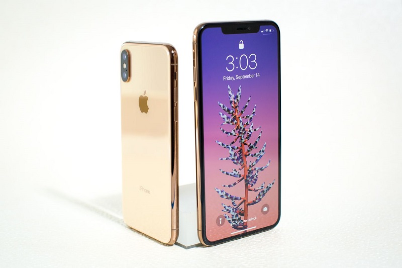 Produksi iPhone XS dan XR dipangkas lagi 10%