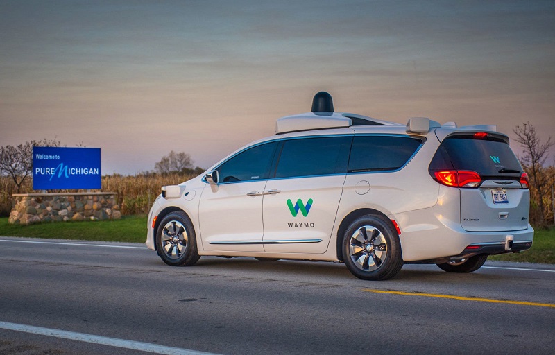 Waymo makin serius garap teknologi mobil otonom