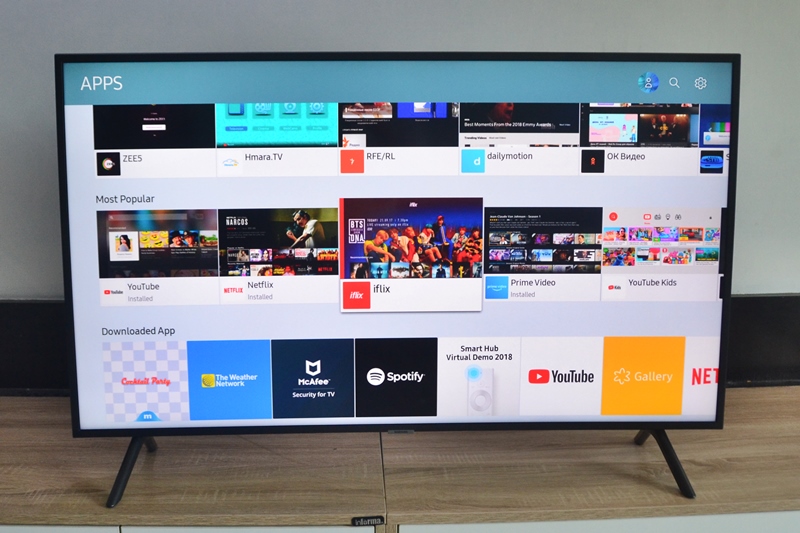 Samsung UA49NU7300, TV gede bengkok tapi sangar