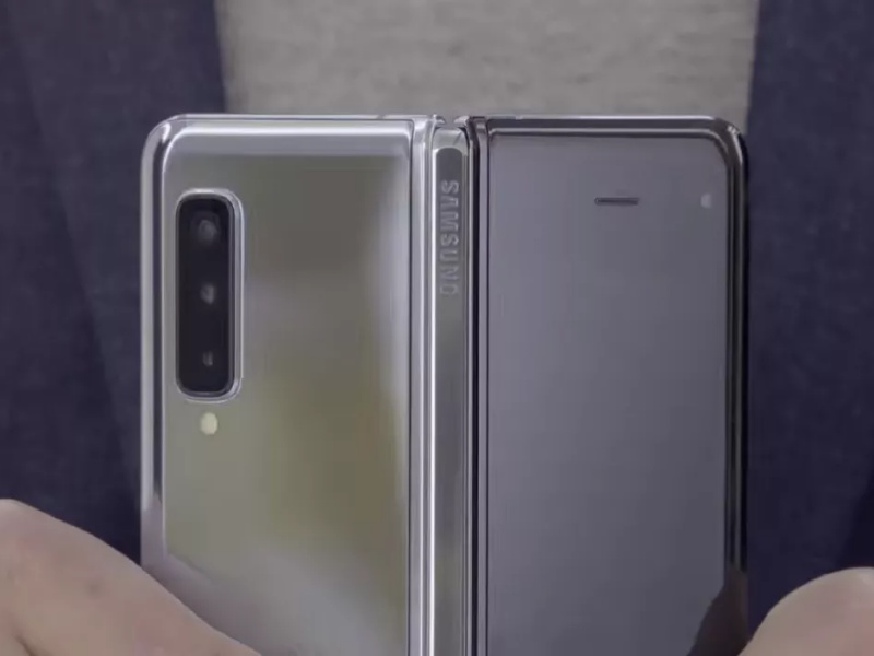 Samsung ungkap alasan di balik desain Galaxy Fold
