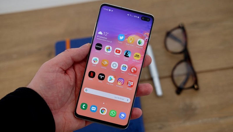 Pengguna Samsung Galaxy S10 Plus  keluhkan masalah sinyal
