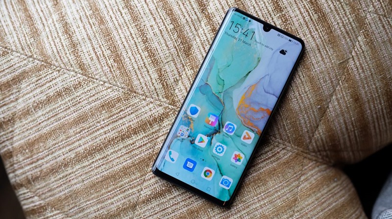 Huawei pertahankan dagu tebal smartphone demi kenyamanan