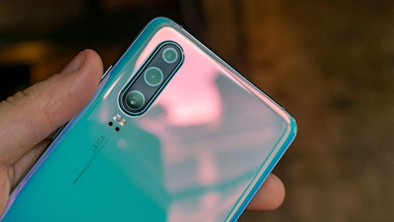 Siap dijual, Huawei stok 6 juta unit seri P30