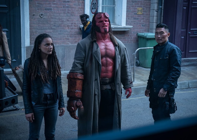 Cuplikan final Hellboy hadirkan bebagai adegan seru
