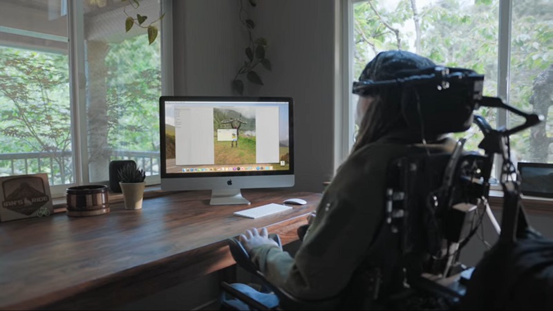 Makin mudah pakai iPhone dengan Voice Control