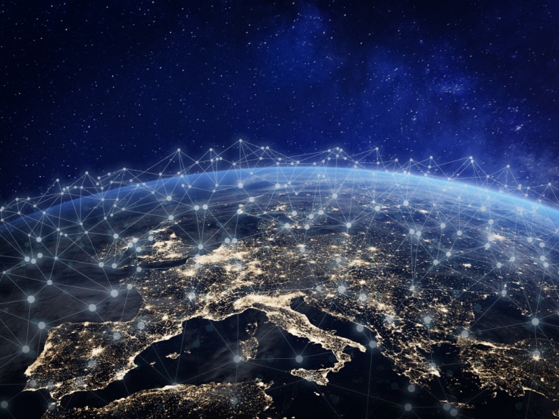 Amazon ajukan izin untuk luncurkan satelit internet cepat