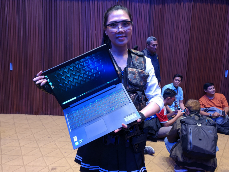 Lenovo masuk pasar laptop gaming murah lewat IdeaPad L340