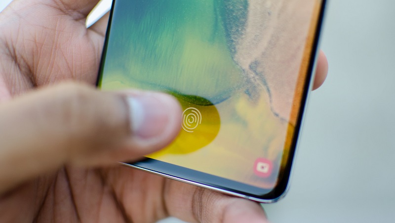 Samsung rilis pembaruan, atasi pemindai sidik jari Galaxy S10