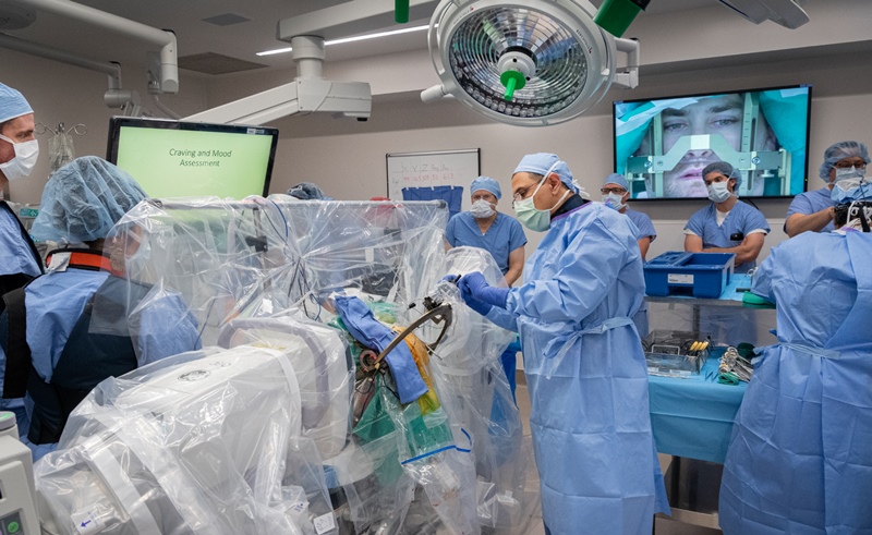 Peneliti tanam elektroda di otak demi obati kecanduan