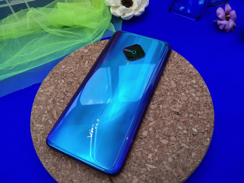 Vivo S1 Pro dipastikan meluncur di Indonesia, pakai RAM 8GB