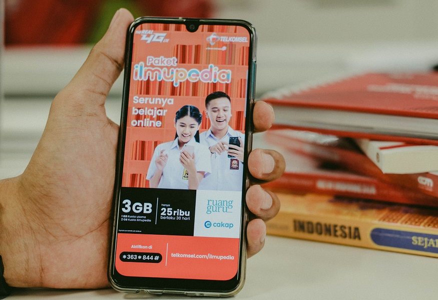 Telkomsel resmi luncurkan Paket Ilmupedia