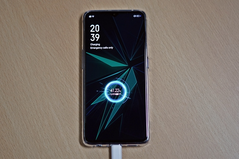 SuperVOOC bisa ini baterai 58 persen cuma dalam 10 menit