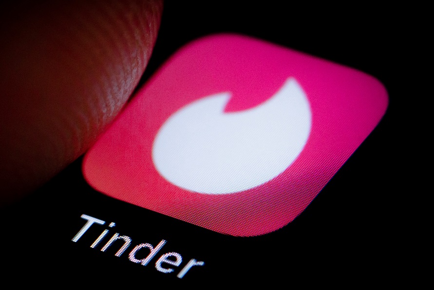 Tinder gratiskan fitur Passport untuk seluruh pengguna