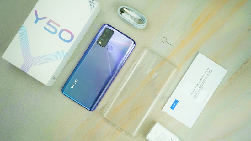 Vivo Y50 resmi meluncur, bisa diantar ke rumah