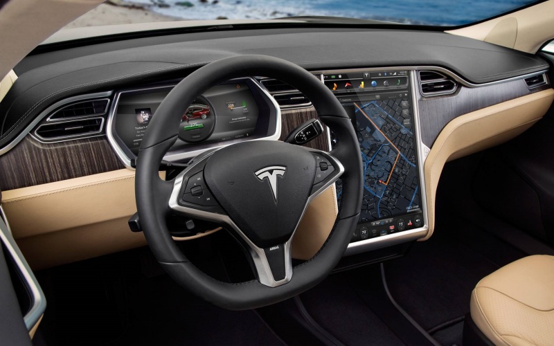 Perangkat Tesla bekas masih simpan data pengguna