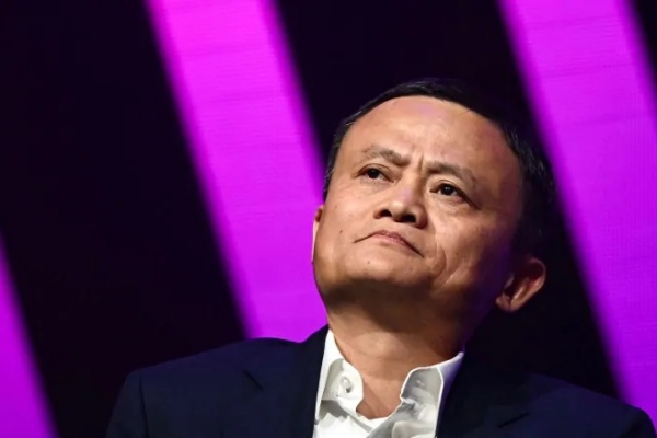 Jack Ma mundur dari SoftBank