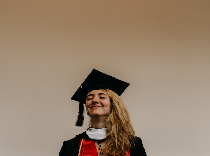 Caption Instagram untuk wisuda saat karantina