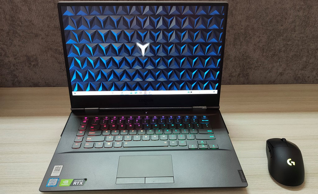 Legion Y740-15IRHG, laptop gaming keren 