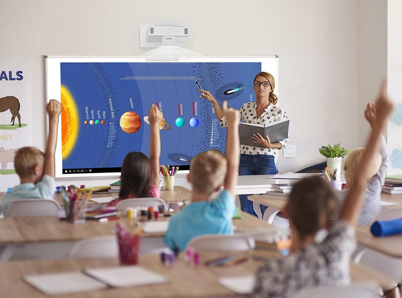 Epson EB-1485Fi, proyektor baru dengan rasio aspek lebar