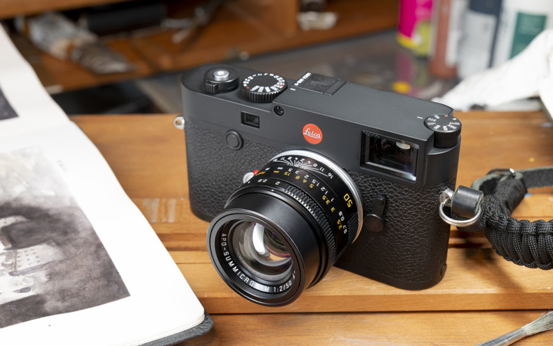 Leica M10-R punya resolusi tinggi, unggul dalam minim cahaya