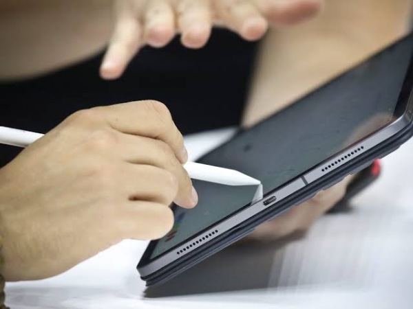 Apple Pencil baru bakal bisa deteksi warna di dunia nyata