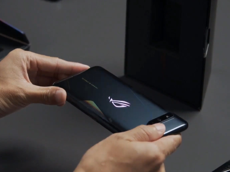 Layar Asus ROG Phone 3 ternyata dukung 160Hz