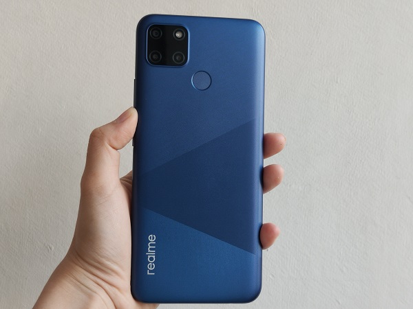 Pilihan baru di 6000mAh, Realme C12 tampil stylish dengan baterai besar