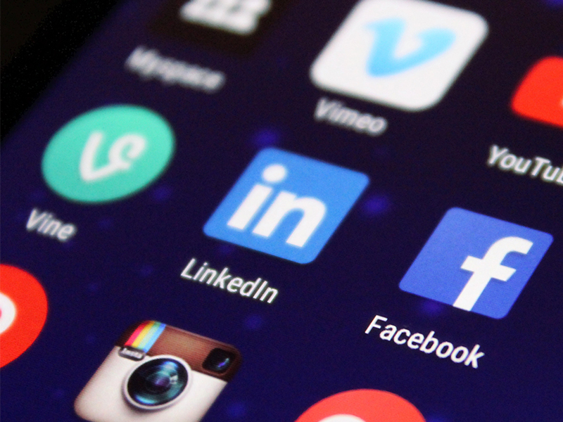 5 fitur tersembuyi di aplikasi LinkedIn