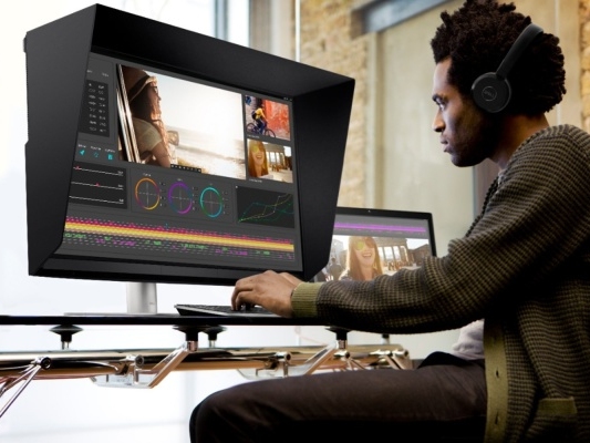 Dell umumkan monitor mini LED pertama, harga Rp54 juta