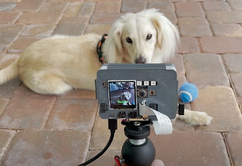 Kamera ini dapat ucapkan apa yang dilihatnya