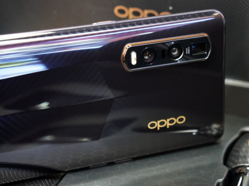 OPPO Find X3 dukung 10-bit color dari kamera hingga layar
