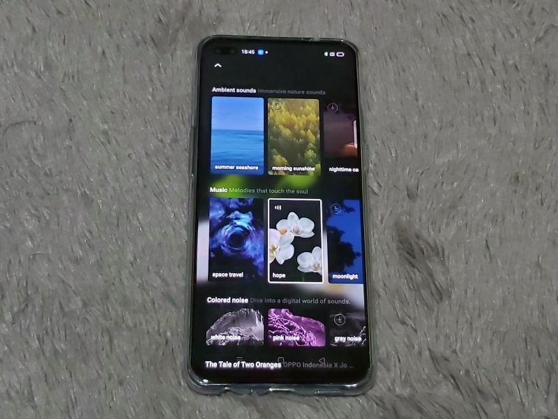 Menikmati relaksasi dengan OPPO Relax di Reno4 F