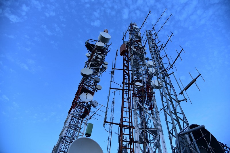 Kemenkominfo umumkan 3 operator pemenang frekuensi 5G
